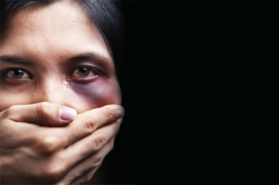 Σοκ: Μία στις τρεις γυναίκες θύμα ξυλοδαρμού στην Ελλάδα!