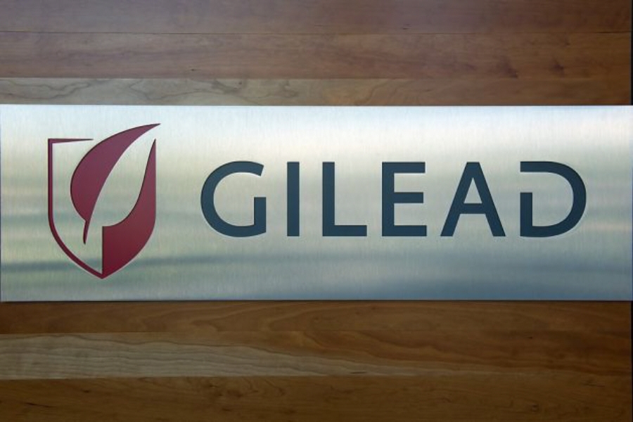 Αποχωρεί το «goldenboy» της Gilead Sciences