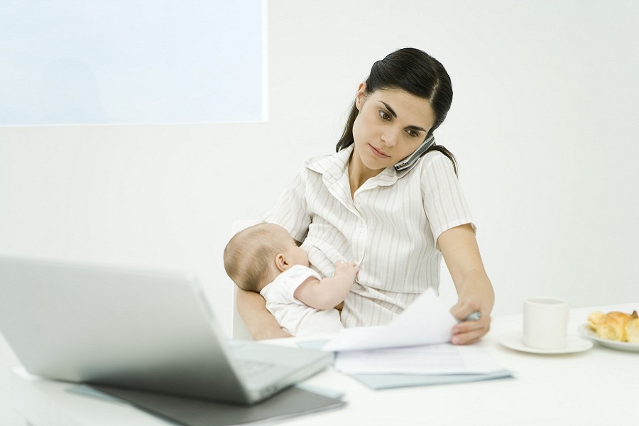 Εκπαίδευση επαγγελματιών στη προώθηση του μητρικού θηλασμού