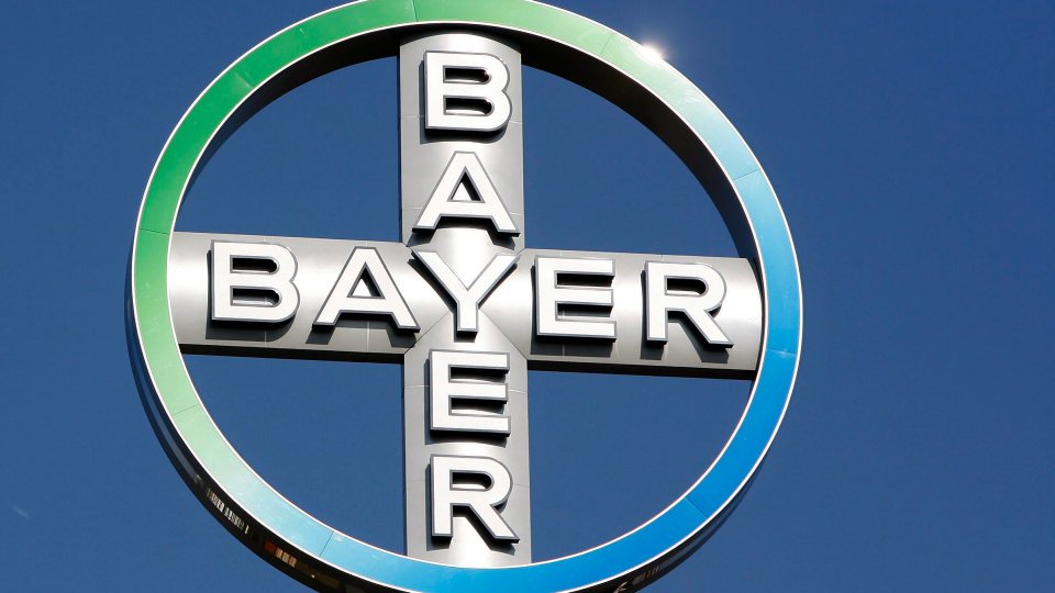 Κατά 3 δισ. δολ. αύξησε η Bayer την προσφορά για εξαγορά της Monsanto