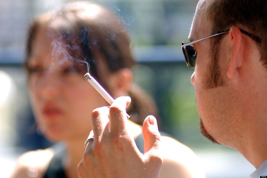 Παθητικοί καπνιστές 8 στους 10 Έλληνες