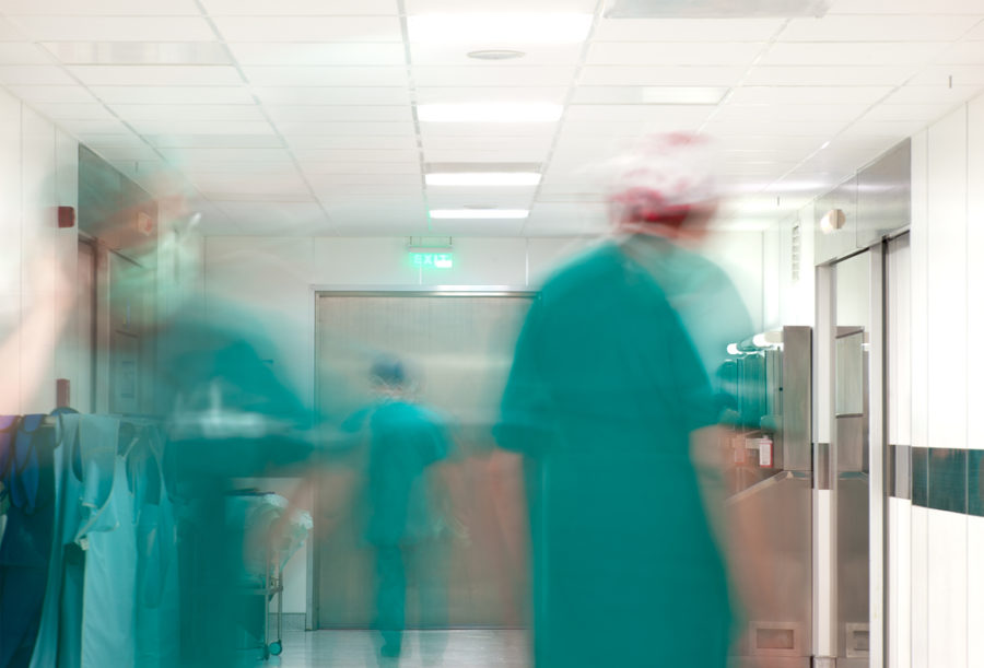 Κόντρα Κυβέρνησης – ΣΥΡΙΖΑ για την κατάσταση στα νοσοκομεία