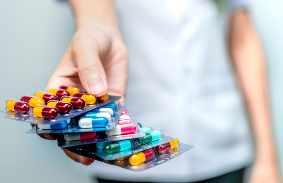 ΙΣΑ: Απαγόρευση χορήγηση φαρμάκων, χωρίς ιατρική συνταγή