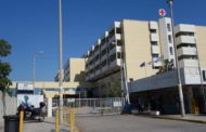 Τι απαντά η διοίκηση του Ν.Θριάσιου για την καταγγελία νοσηλείας σε κοντέινερ