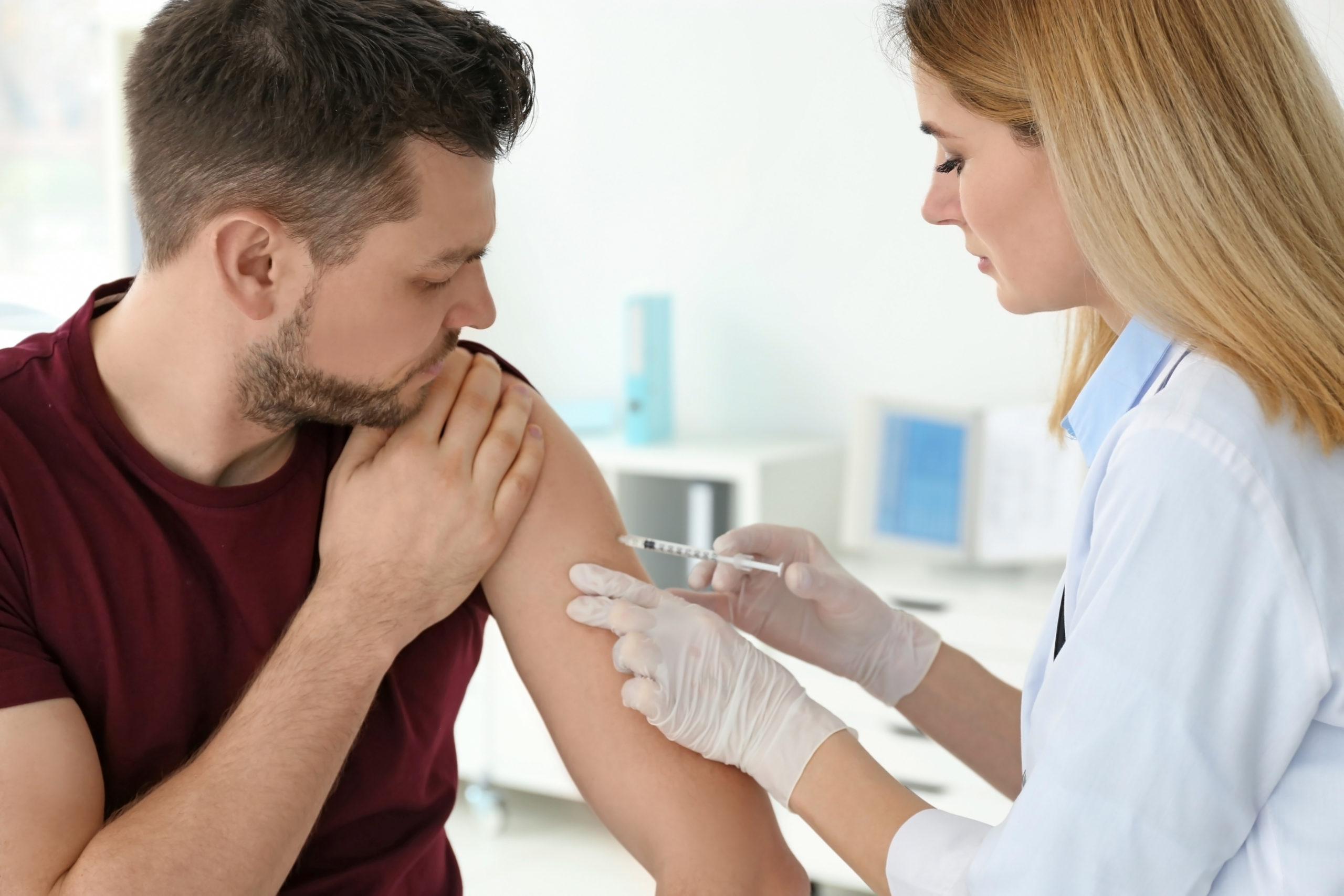 Επιφυλακτικότεροι οι Έλληνες στον εμβολιασμό κατά του SARS-COV-2