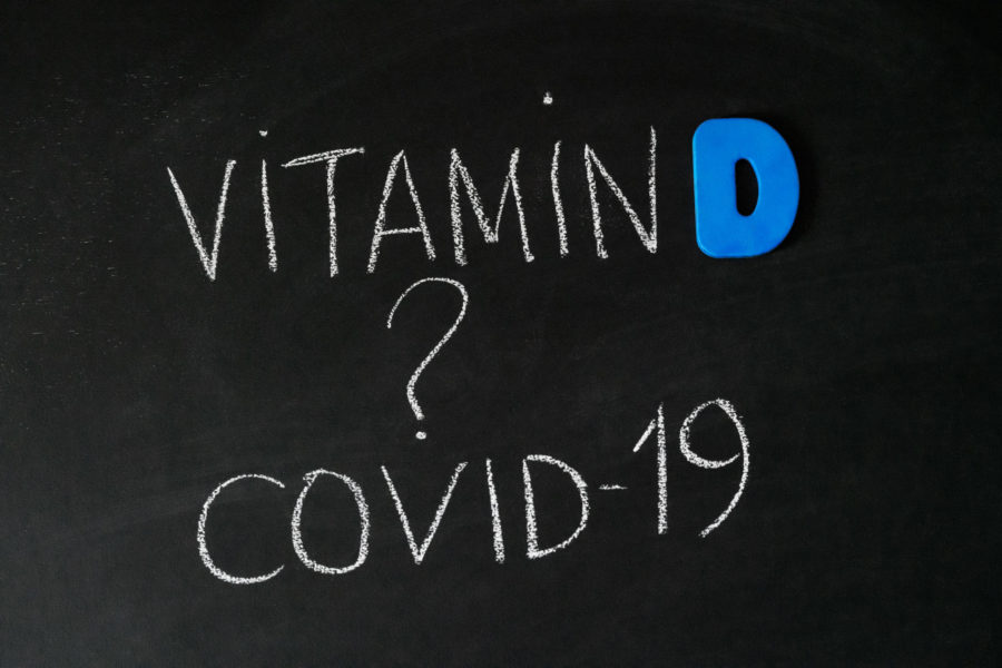 COVID-19: Η βιταμίνη D βελτιώνει την πρόγνωση των ασθενών