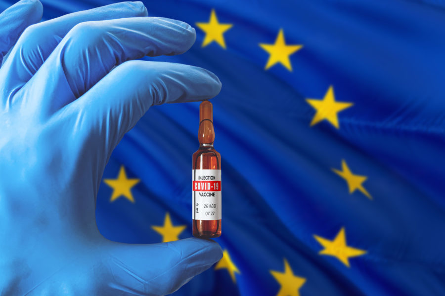 ΕΕ: Δέσμευση της AstraZeneca για 300 εκ. δόσεις εμβολίων