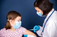 Θεμιστοκλέους: Αρχές του 2022 περισσότερα ραντεβού για τα εμβόλια παιδιών
