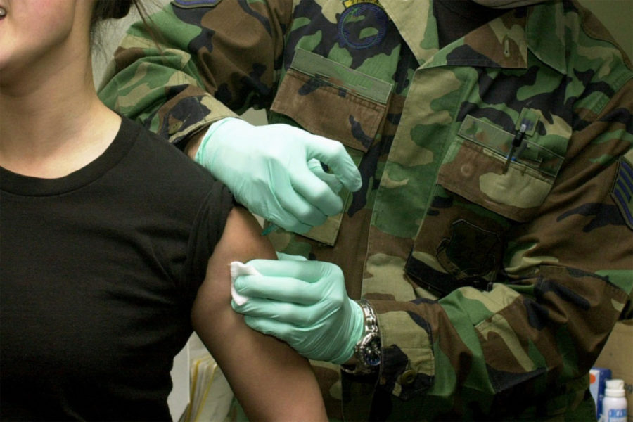 Το σχέδιο εμβολιασμού των στρατιωτικών