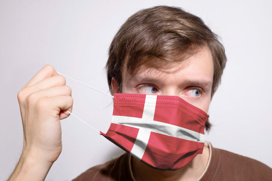 Το τέλος της πανδημίας κηρύσσει η Δανία!