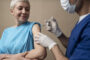 Εμβολιασμό έναντι της γρίπης όλων των παιδιών άνω των 6 μηνών συστήνουν οι παιδίατροι