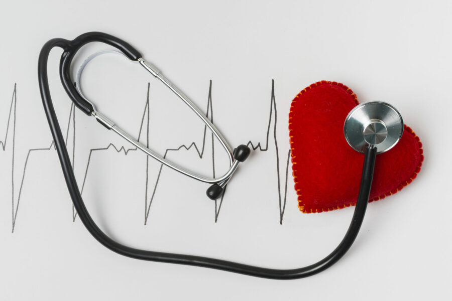 Πως κορoνοϊός επηρεάζει την υγεία της καρδιάς