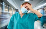 Ποιοι οι κίνδυνοι από την έλλειψη νοσηλευτών στα νοσοκομεία